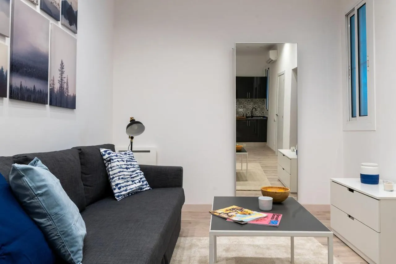 Cozy Studio Apartment 5 Min From Camp Nou Barcelona